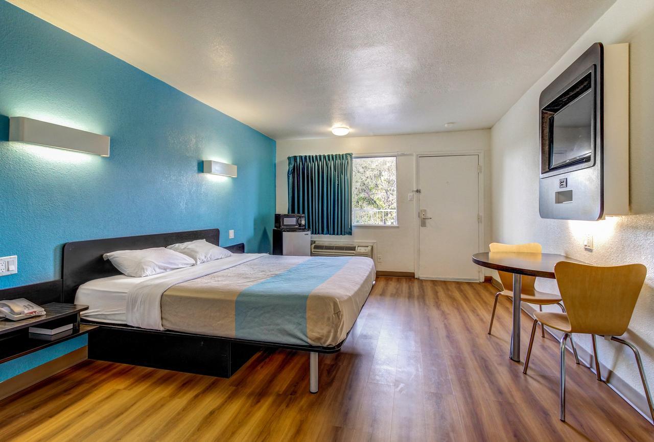Bellmead Motel 6 Waco - Lacy Lakeview מראה חיצוני תמונה